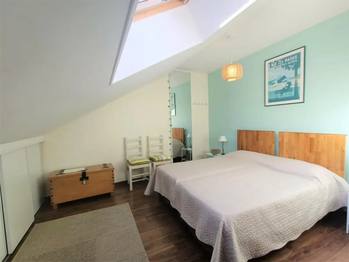 Charmant T2 Moderne Avec Balcon A Aix-Les-Bains, Proche Centre Et Services - Fr-1-555-61 0*, Aix-les-Bains