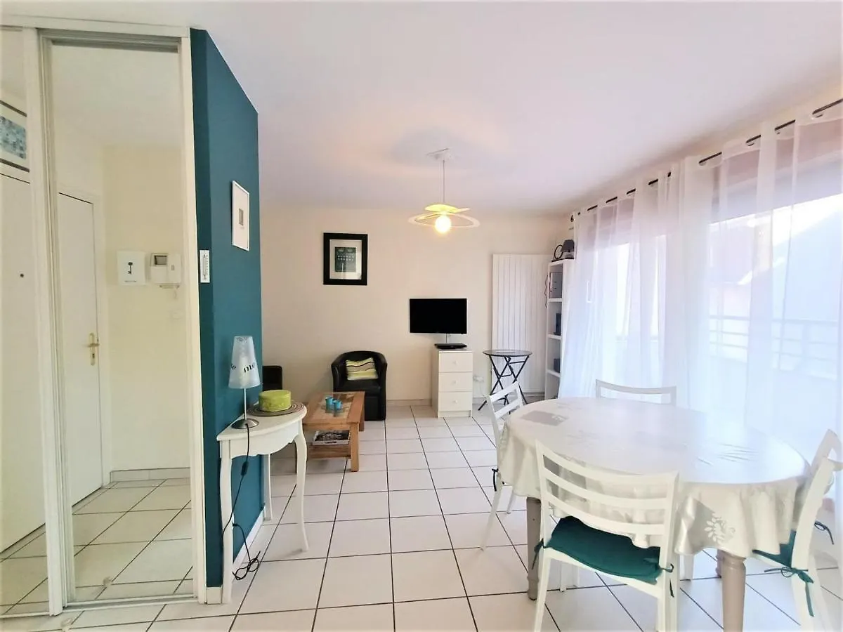 Apartment Charmant T2 Moderne Avec Balcon A Aix-Les-Bains, Proche Centre Et Services - Fr-1-555-61